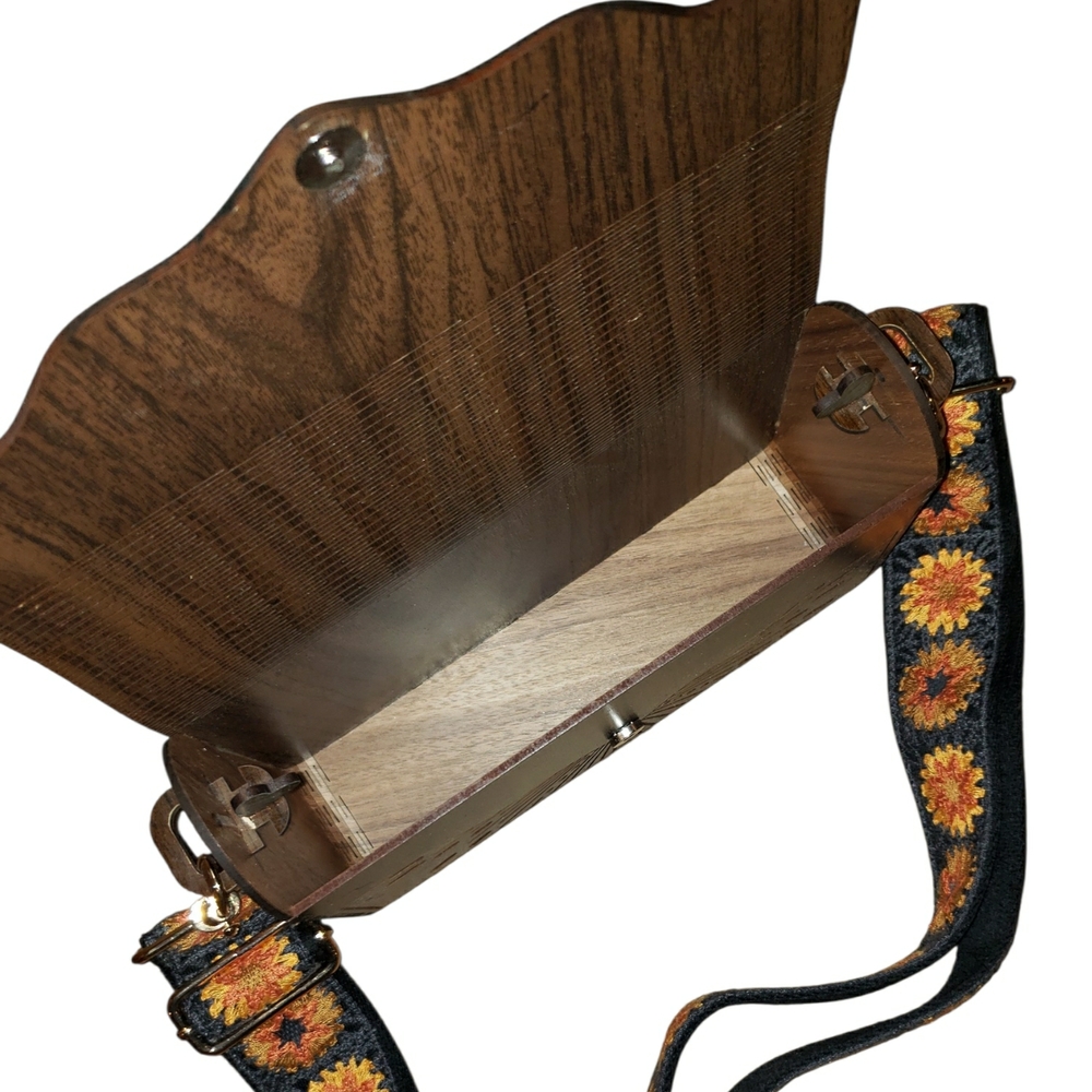 NEW! Hand Crafted Wooden Cat & Butterfly Purse w/Sunflower Embroidered Strap - Picture 8 of 11